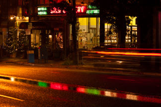 Star Grocery Neon