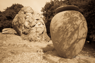 Thousand Oaks Urn - Great Stone Face Park
