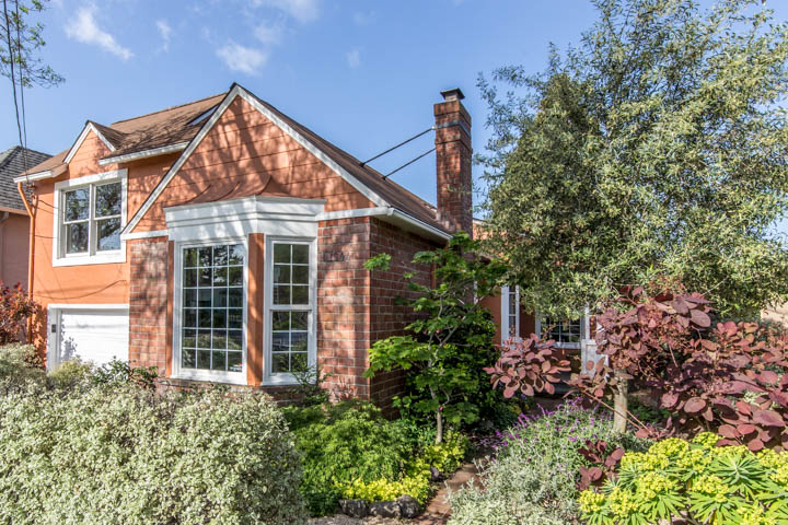 1544 Sacramento